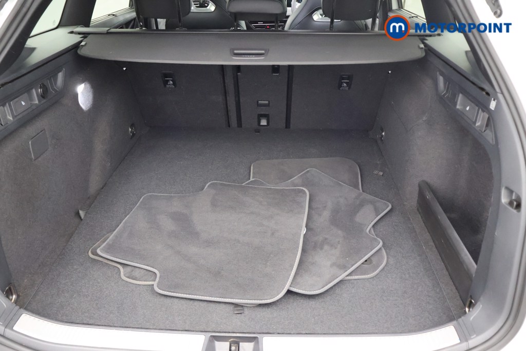 Volkswagen Passat R-Line Automatic Petrol Plug-In Hybrid Estate - Stock Number (1669008) - 26th supplementary image