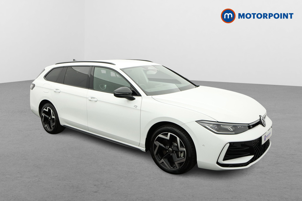 Volkswagen Passat R-Line Automatic Petrol Plug-In Hybrid Estate - Stock Number (1669008) - Drivers side front corner