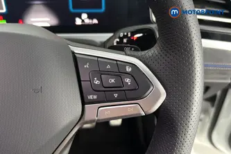 Volkswagen Passat R-Line Automatic Petrol Plug-In Hybrid Estate - Stock Number (1669009) - 3rd supplementary image