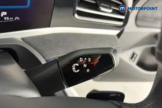 Volkswagen Passat R-Line Automatic Petrol Plug-In Hybrid Estate - Stock Number (1669009) - 6th supplementary image