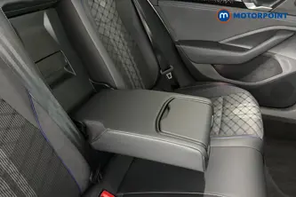 Volkswagen Passat R-Line Automatic Petrol Plug-In Hybrid Estate - Stock Number (1669009) - 26th supplementary image