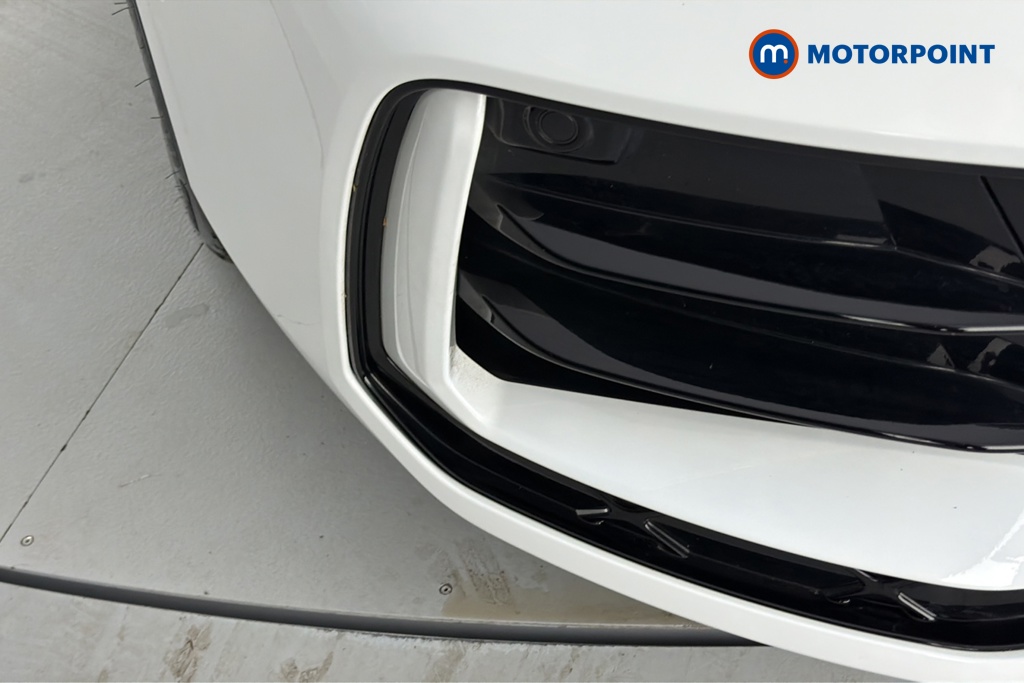 Volkswagen Passat R-Line Automatic Petrol Plug-In Hybrid Estate - Stock Number (1669009) - 38th supplementary image