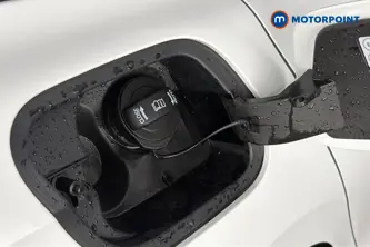 Volkswagen Passat R-Line Automatic Petrol Plug-In Hybrid Estate - Stock Number (1669009) - 41st supplementary image