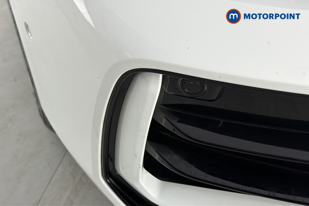 Volkswagen Passat R-Line Automatic Petrol Plug-In Hybrid Estate - Stock Number (1669011) - 38th supplementary image