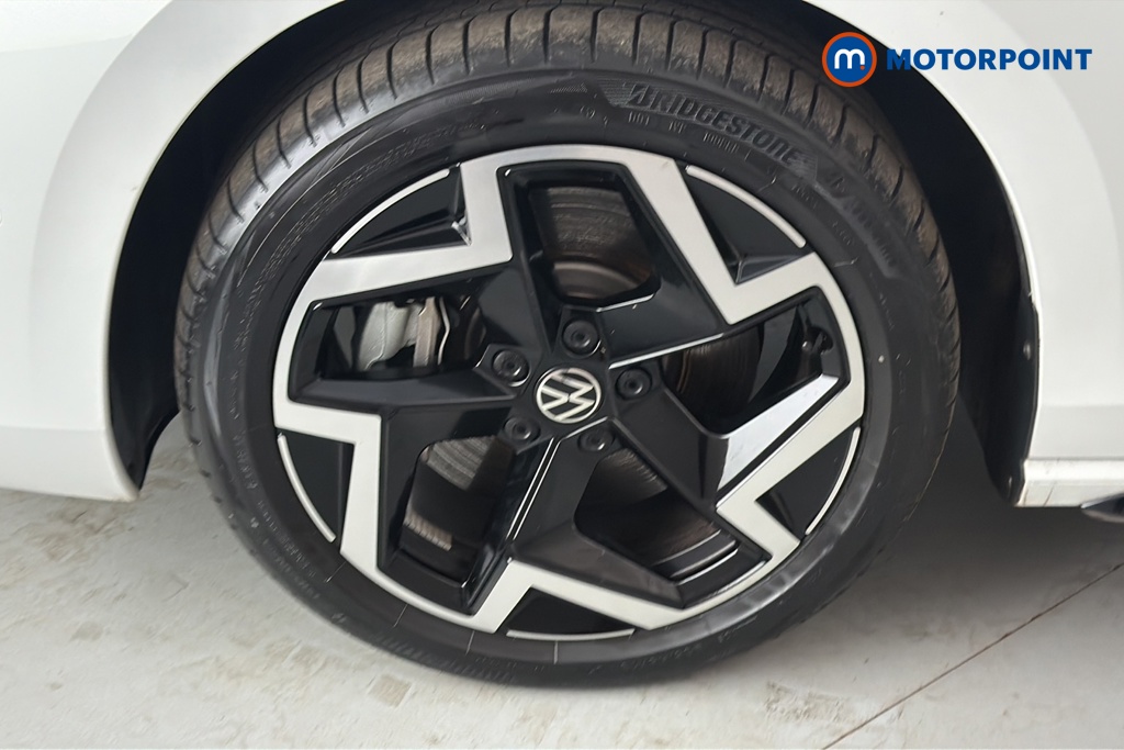 Volkswagen Passat R-Line Automatic Petrol Plug-In Hybrid Estate - Stock Number (1669011) - 44th supplementary image