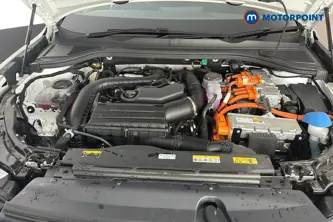 Volkswagen Passat R-Line Automatic Petrol Plug-In Hybrid Estate - Stock Number (1669011) - 48th supplementary image