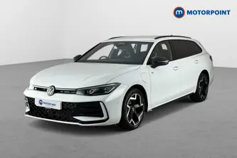 Volkswagen Passat R-Line Automatic Petrol Plug-In Hybrid Estate - Stock Number (1669012) - Passenger side front corner