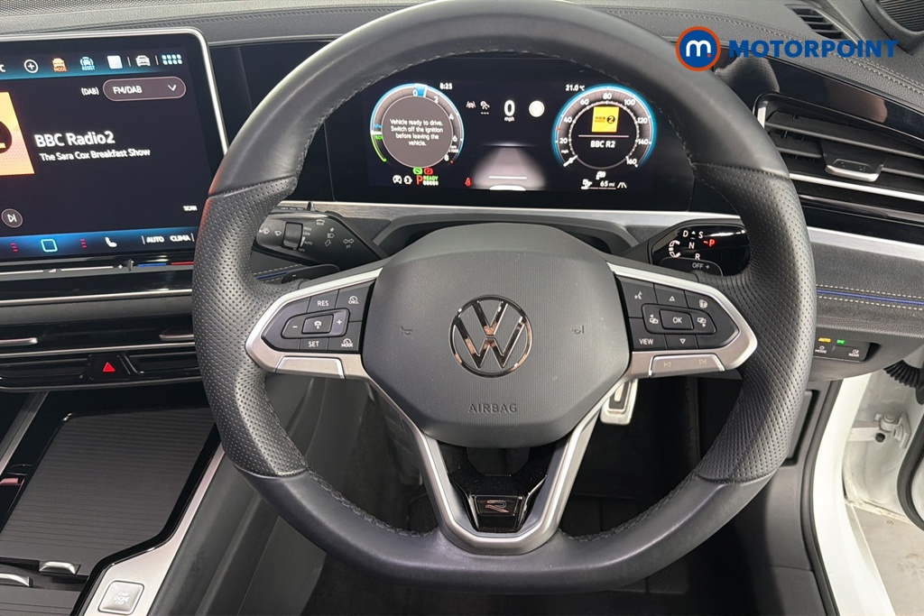 Volkswagen Passat R-Line Automatic Petrol Plug-In Hybrid Estate - Stock Number (1669012) - 2nd supplementary image