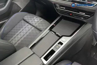 Volkswagen Passat R-Line Automatic Petrol Plug-In Hybrid Estate - Stock Number (1669012) - 15th supplementary image