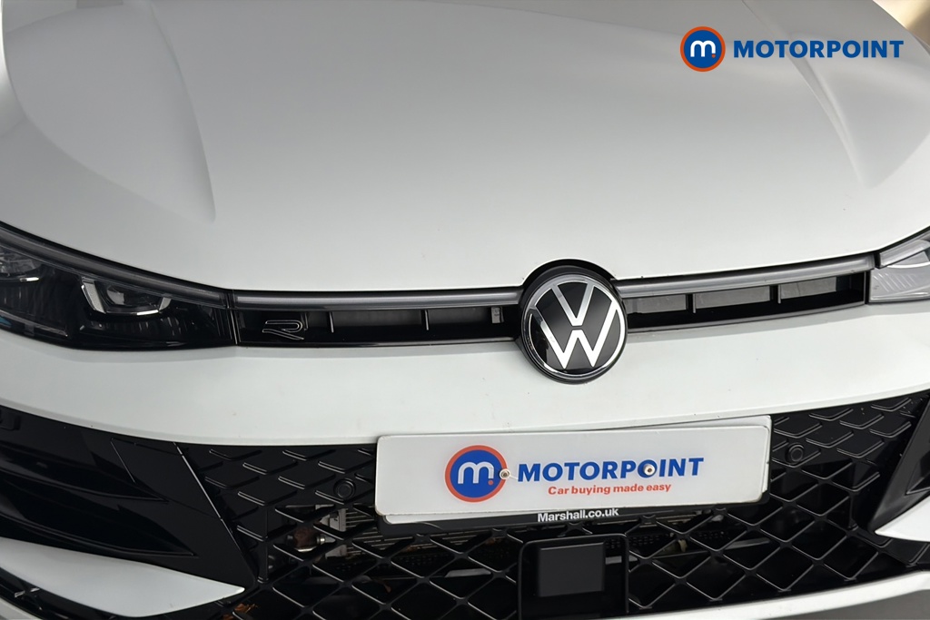 Volkswagen Passat R-Line Automatic Petrol Plug-In Hybrid Estate - Stock Number (1669012) - 43rd supplementary image