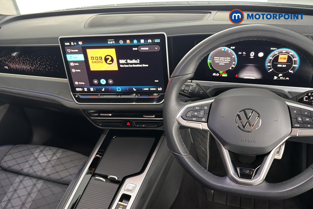 Volkswagen Passat R-Line Automatic Petrol Plug-In Hybrid Estate - Stock Number (1669012) - 1st supplementary image