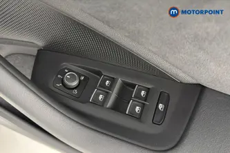 Volkswagen Passat R-Line Automatic Petrol Plug-In Hybrid Estate - Stock Number (1669021) - 19th supplementary image