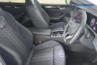 Volkswagen Passat R-Line Automatic Petrol Plug-In Hybrid Estate - Stock Number (1669021) - 22nd supplementary image