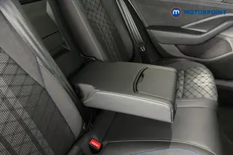 Volkswagen Passat R-Line Automatic Petrol Plug-In Hybrid Estate - Stock Number (1669021) - 26th supplementary image