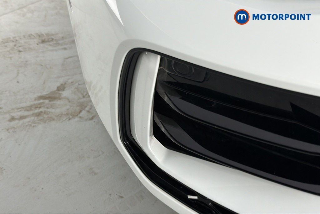 Volkswagen Passat R-Line Automatic Petrol Plug-In Hybrid Estate - Stock Number (1669021) - 38th supplementary image
