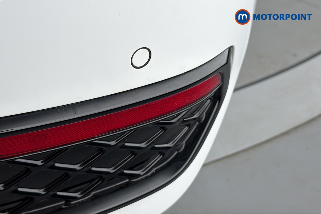 Volkswagen Passat R-Line Automatic Petrol Plug-In Hybrid Estate - Stock Number (1669021) - 39th supplementary image