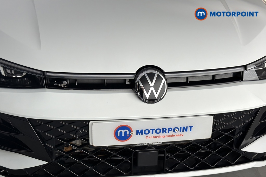 Volkswagen Passat R-Line Automatic Petrol Plug-In Hybrid Estate - Stock Number (1669021) - 43rd supplementary image