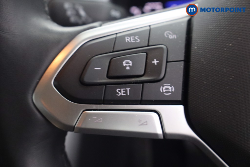 Volkswagen T-Roc Life Automatic Petrol SUV - Stock Number (1669088) - 14th supplementary image
