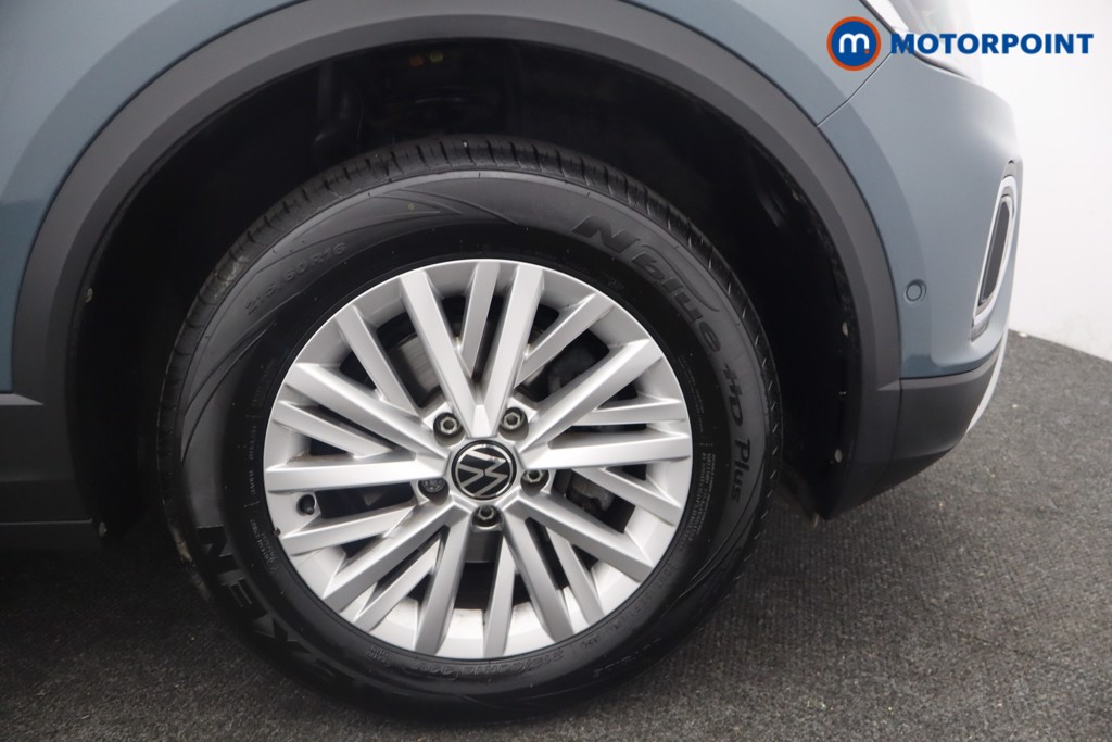 Volkswagen T-Roc Life Automatic Petrol SUV - Stock Number (1669088) - 24th supplementary image