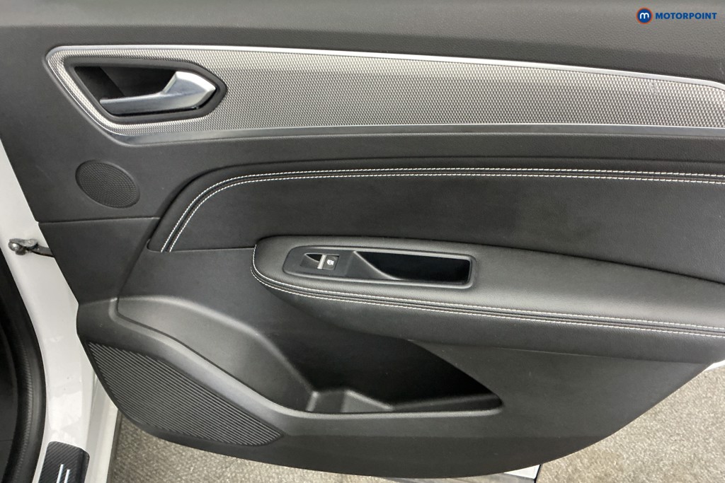 Renault Arkana S Edition Automatic Petrol-Electric Hybrid SUV - Stock Number (1669162) - 26th supplementary image