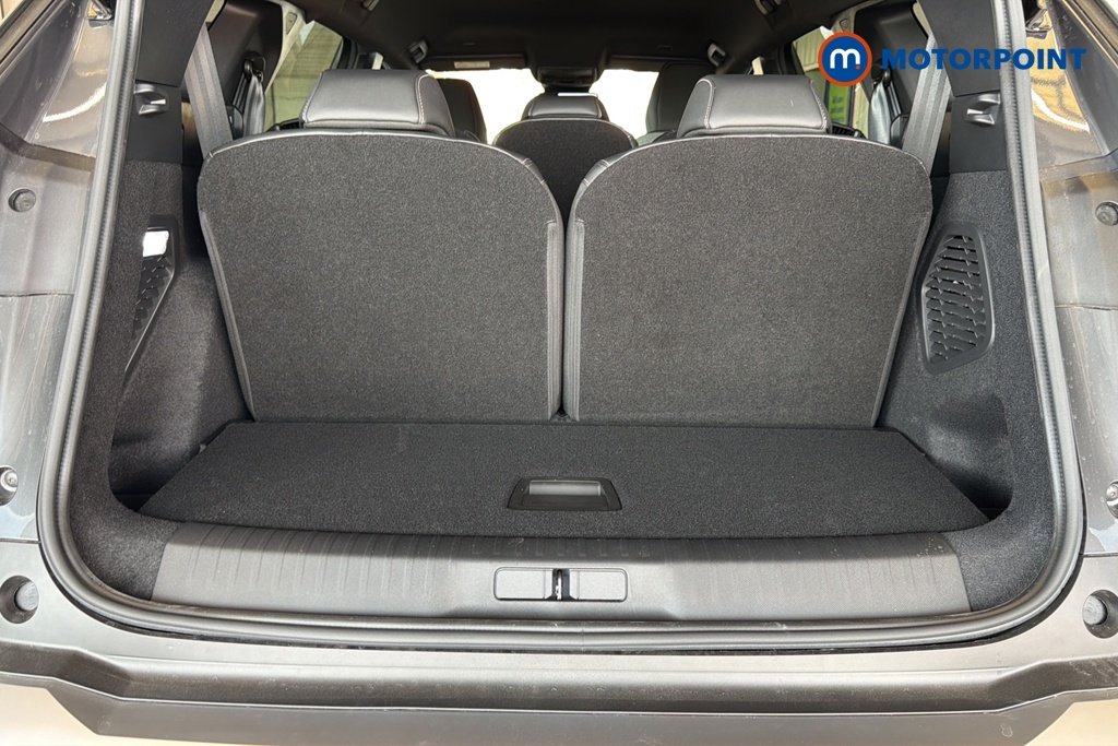 Peugeot 5008 Allure Premium Automatic Petrol SUV - Stock Number (1669331) - 32nd supplementary image