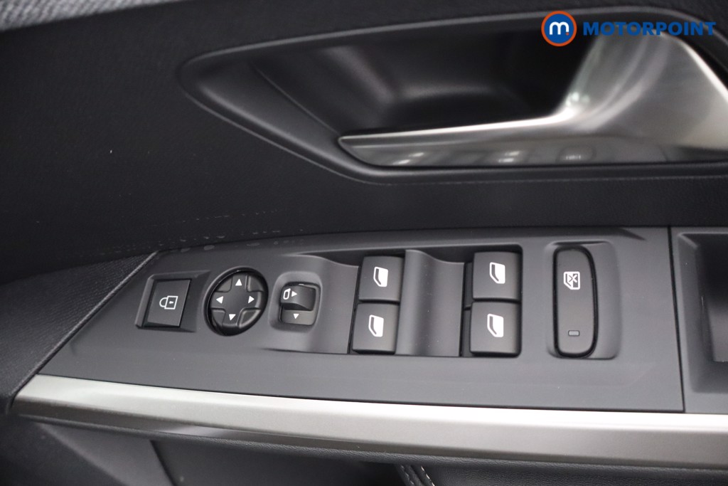 Peugeot 5008 Allure Premium Automatic Petrol SUV - Stock Number (1669447) - 11th supplementary image