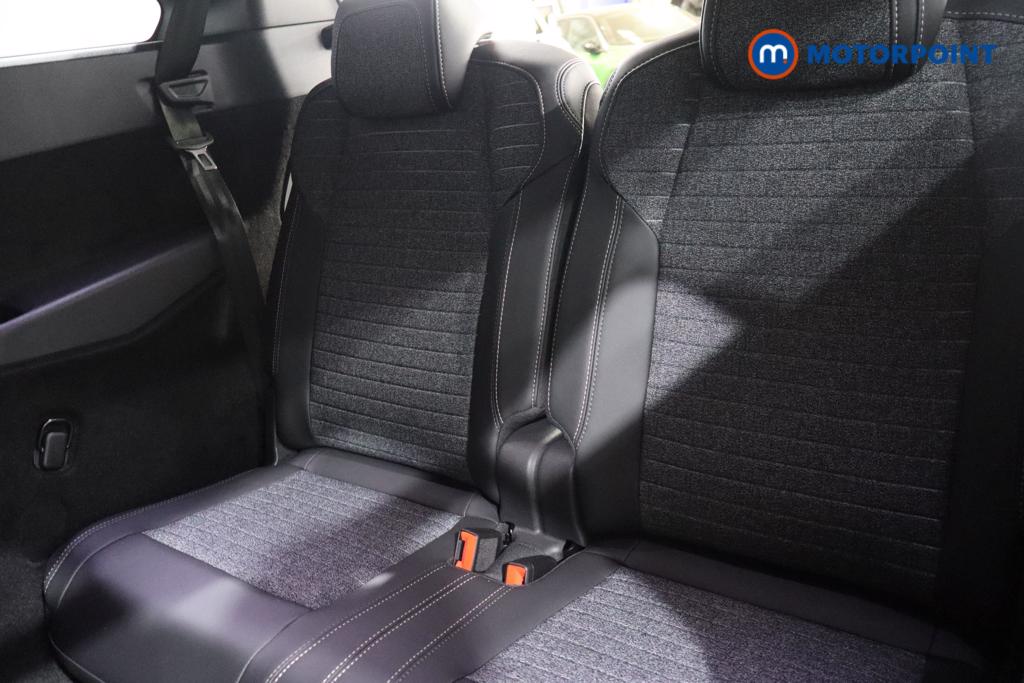 Peugeot 5008 Allure Premium Automatic Petrol SUV - Stock Number (1669454) - 13th supplementary image