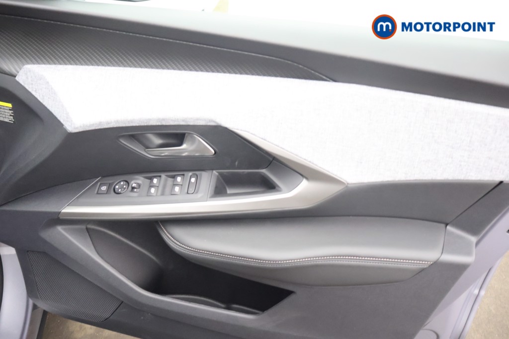 Peugeot 5008 Allure Premium Automatic Petrol SUV - Stock Number (1669456) - 16th supplementary image