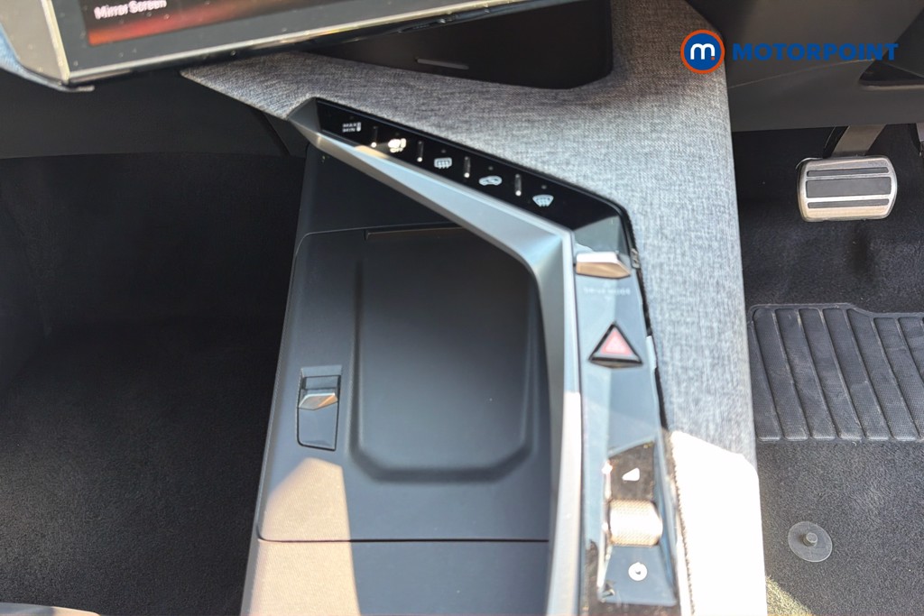 Peugeot 5008 Allure Premium Automatic Petrol SUV - Stock Number (1669665) - 7th supplementary image