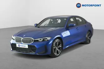 BMW 3 Series M Sport Automatic Petrol Plug-In Hybrid Saloon - Stock Number (1669766) - Passenger side front corner