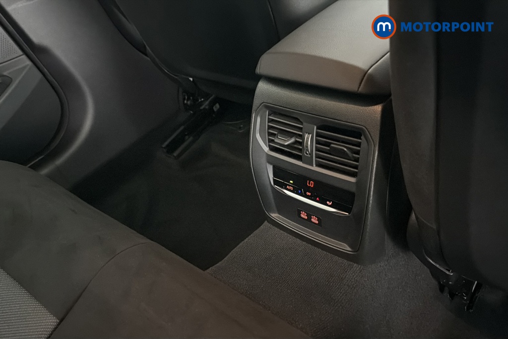 BMW 3 Series M Sport Automatic Petrol Plug-In Hybrid Saloon - Stock Number (1669766) - 28th supplementary image
