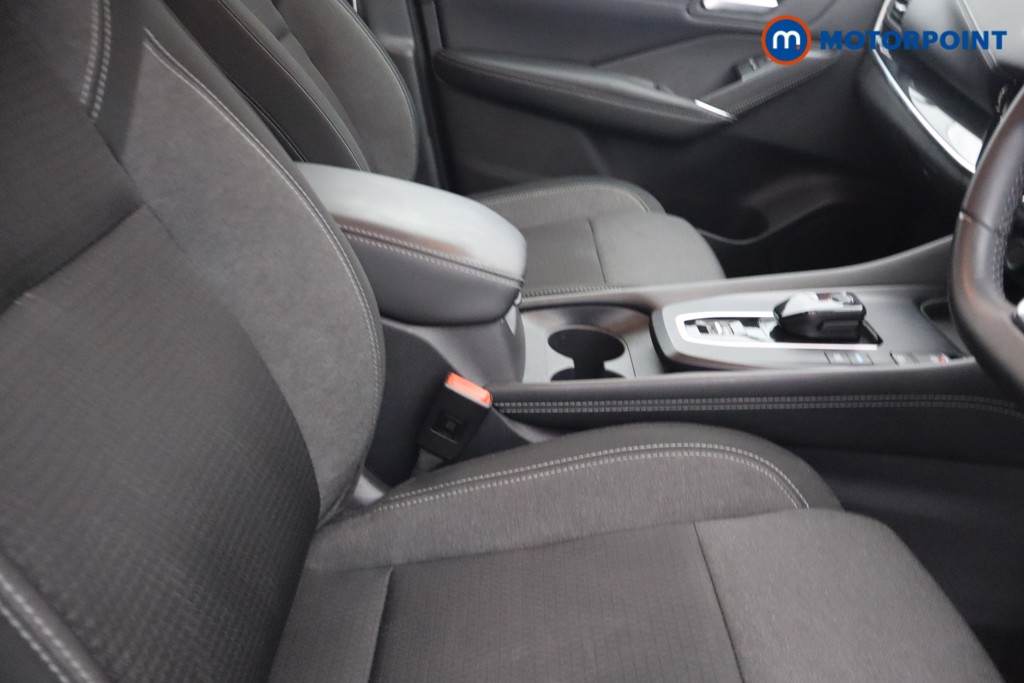 Nissan Qashqai N-Connecta Automatic Petrol-Electric Hybrid SUV - Stock Number (1644518) - 12th supplementary image