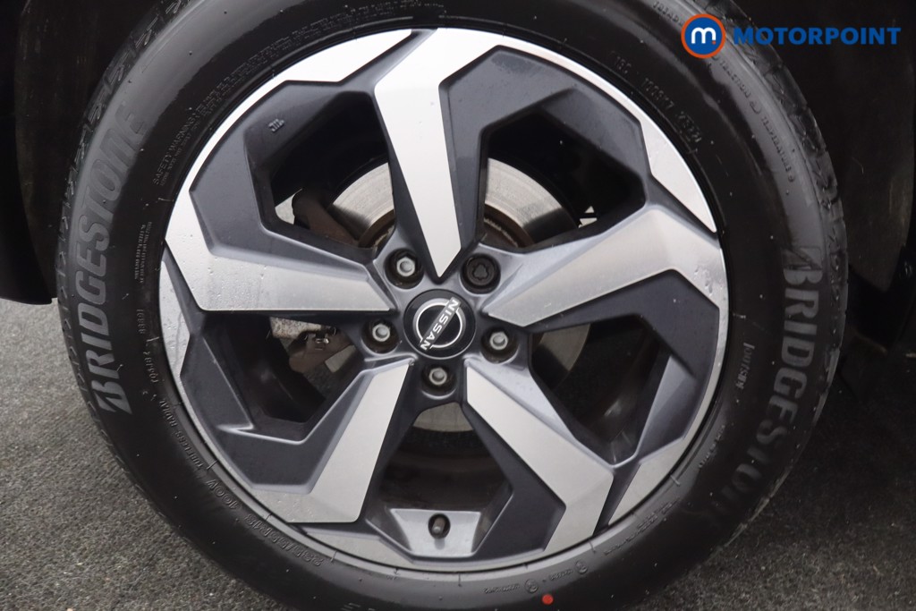 Nissan Qashqai N-Connecta Automatic Petrol-Electric Hybrid SUV - Stock Number (1644518) - 30th supplementary image