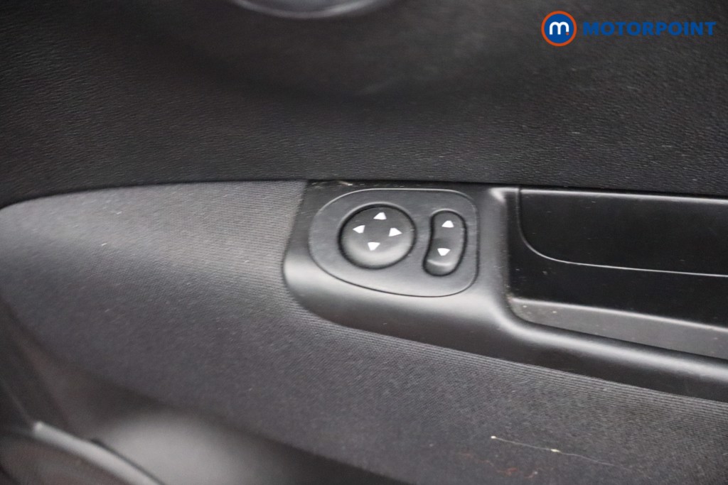 Fiat 500 1.0 Mild Hybrid 3Dr Manual Petrol Hatchback - Stock Number (1649718) - 8th supplementary image