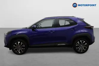 Toyota Yaris Cross Design Automatic Petrol-Electric Hybrid Estate - Stock Number (1651329) - Passenger side