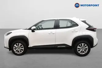 Toyota Yaris Cross Icon Automatic Petrol-Electric Hybrid Estate - Stock Number (1652233) - Passenger side