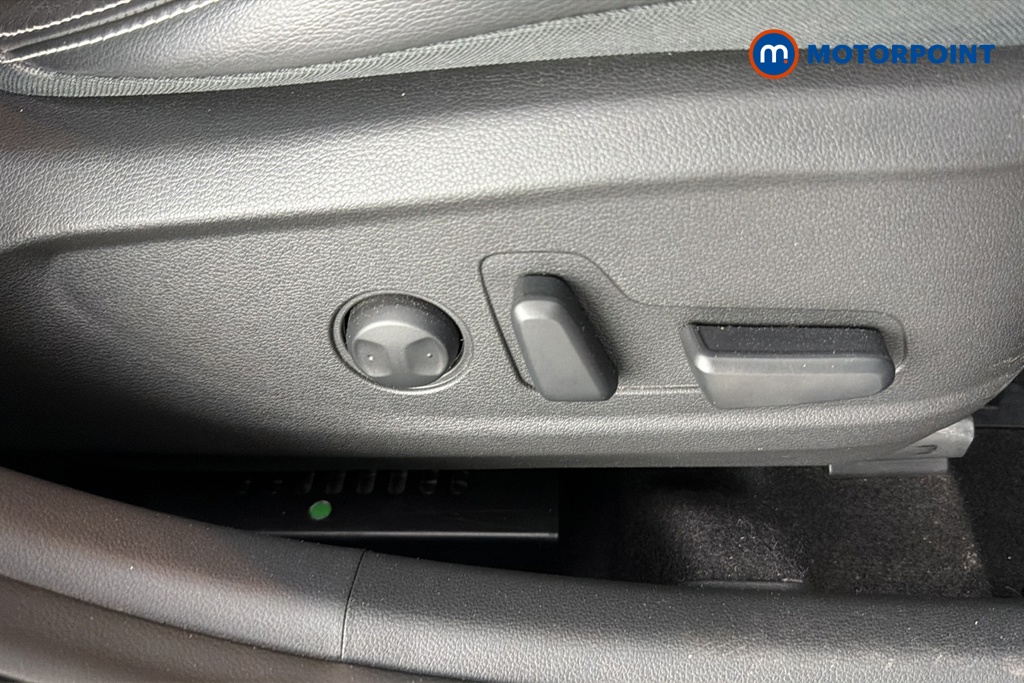 Hyundai Kona Premium Se Automatic Petrol-Electric Hybrid SUV - Stock Number (1659016) - 23rd supplementary image