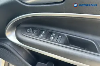 Jeep Avenger Altitude Manual Petrol SUV - Stock Number (1659093) - 19th supplementary image