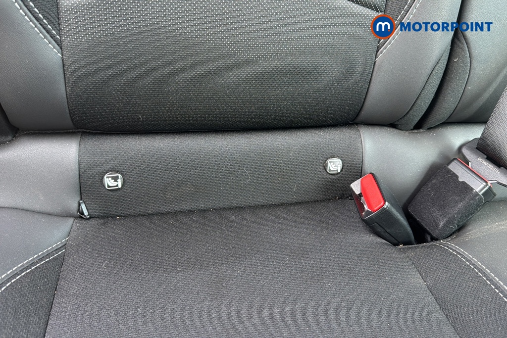 Jeep Avenger Altitude Manual Petrol SUV - Stock Number (1659093) - 27th supplementary image
