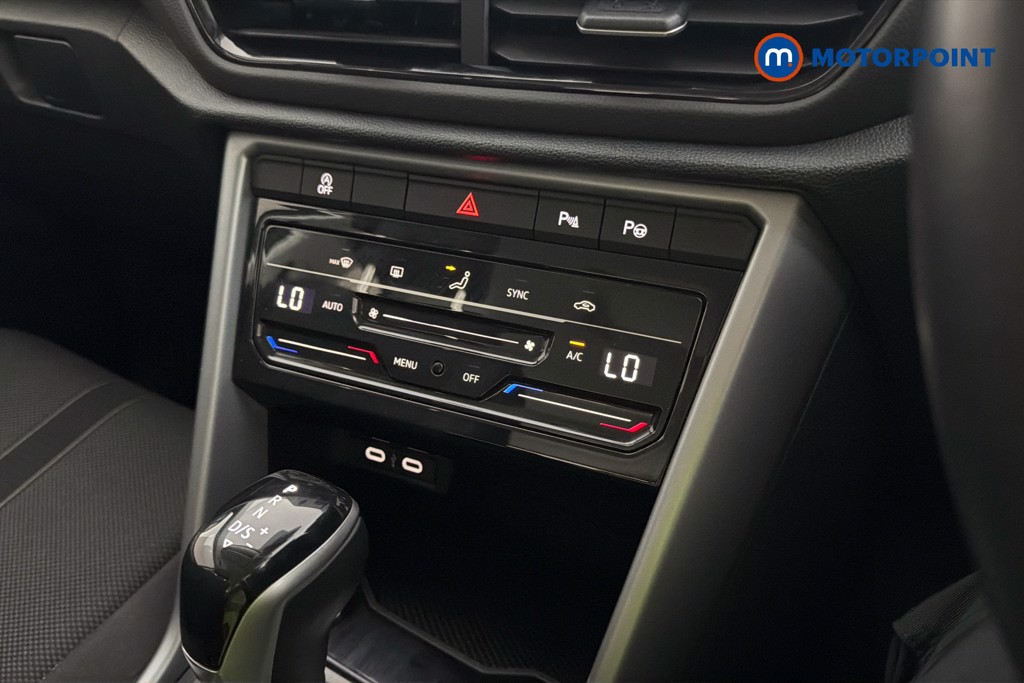 Volkswagen T-Roc Life Automatic Petrol SUV - Stock Number (1659944) - 12th supplementary image