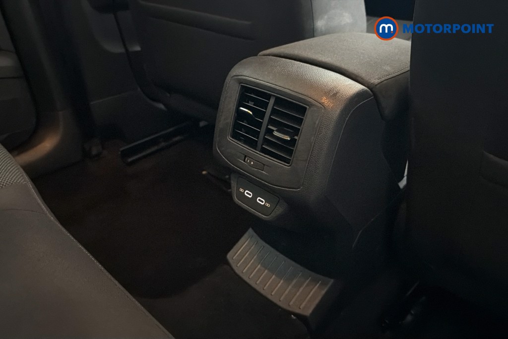 Volkswagen T-Roc Life Automatic Petrol SUV - Stock Number (1659944) - 30th supplementary image