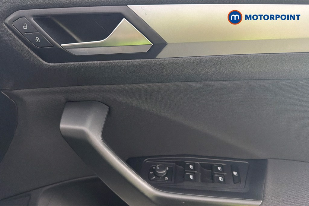 Volkswagen T-Roc Life Automatic Petrol SUV - Stock Number (1659944) - 42nd supplementary image