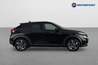 Nissan Juke N-Connecta Automatic Petrol-Electric Hybrid SUV - Stock Number (1660388) - Drivers side