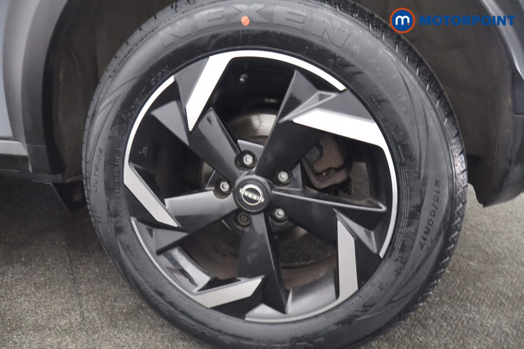 Nissan Juke N-Connecta Automatic Petrol SUV - Stock Number (1660475) - 29th supplementary image