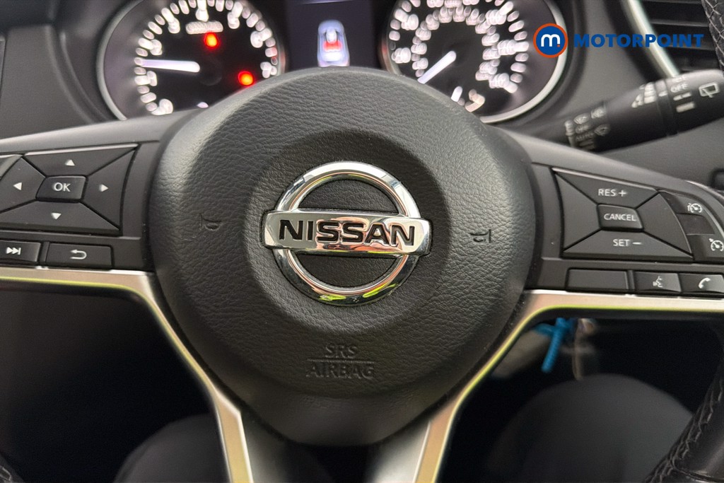 Nissan Qashqai Acenta Premium Automatic Petrol SUV - Stock Number (1661541) - 5th supplementary image
