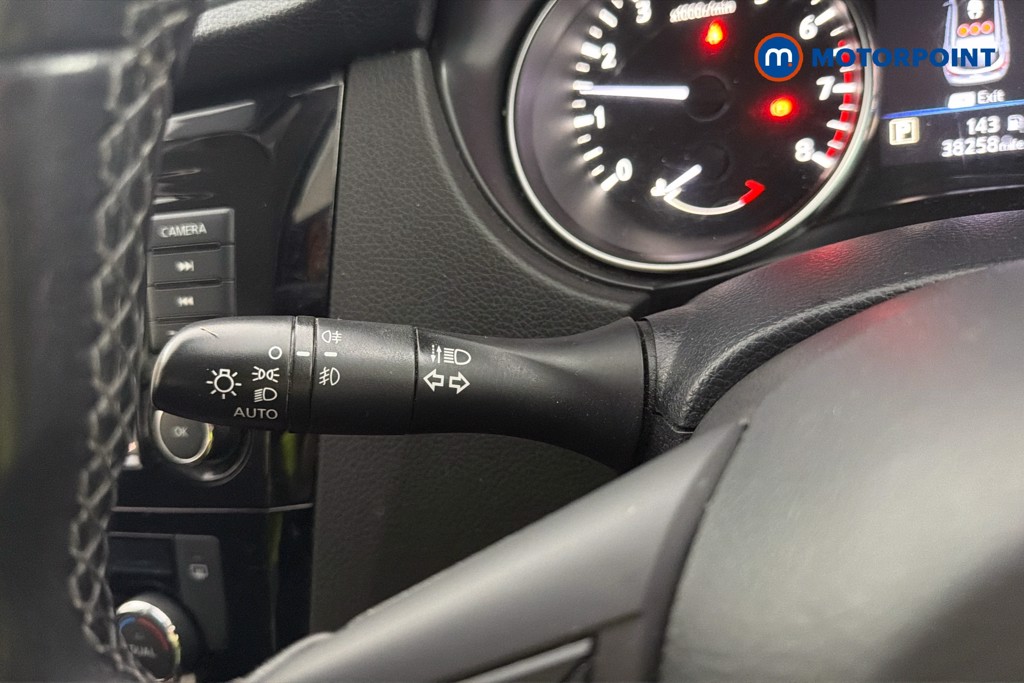 Nissan Qashqai Acenta Premium Automatic Petrol SUV - Stock Number (1661541) - 6th supplementary image