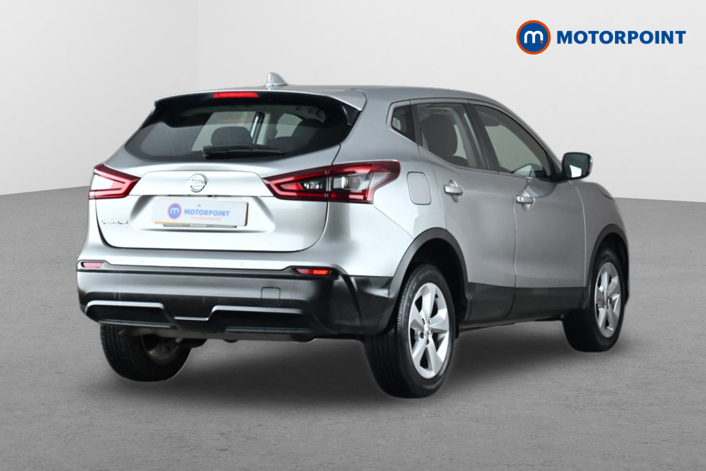 Nissan Qashqai Acenta Premium Automatic Petrol SUV - Stock Number (1661541) - Drivers side rear corner