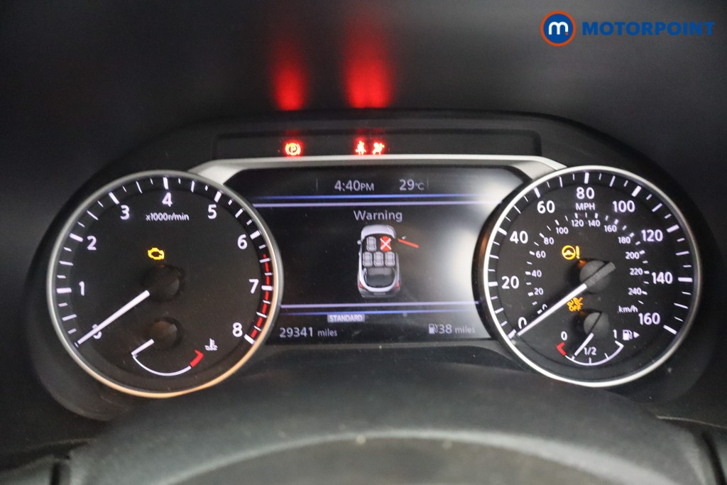 Nissan Juke N-Connecta Manual Petrol SUV - Stock Number (1661584) - 16th supplementary image