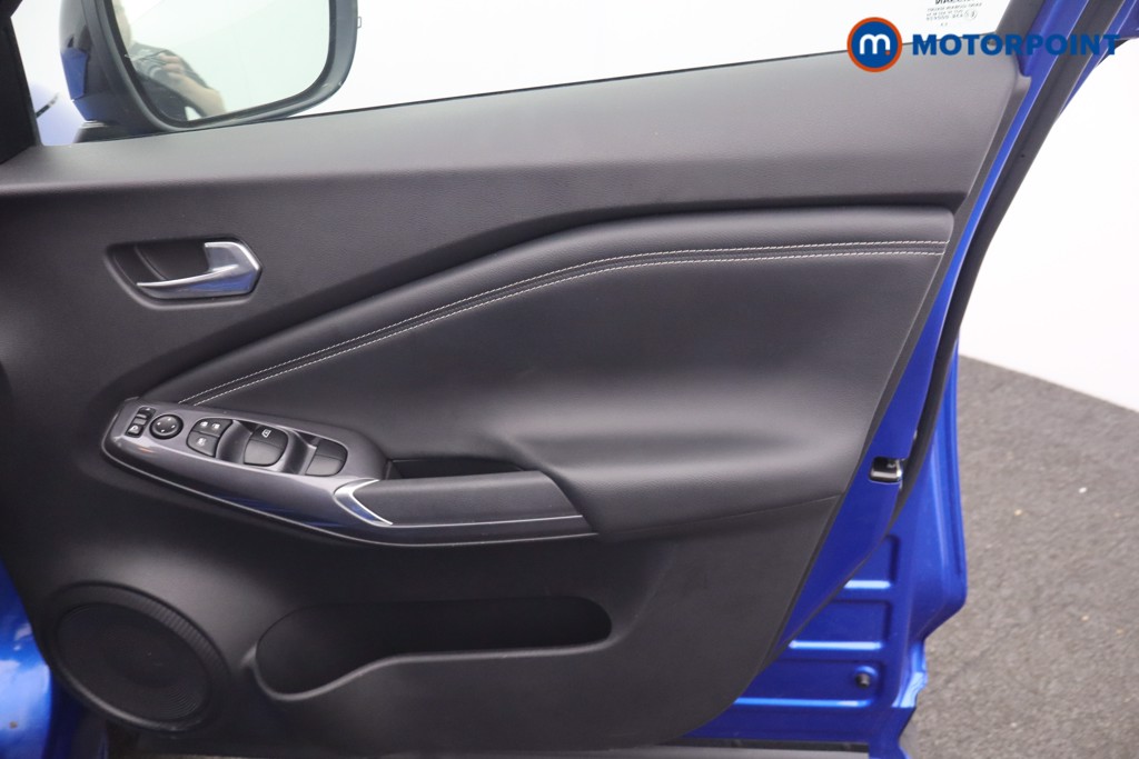 Nissan Juke N-Connecta Manual Petrol SUV - Stock Number (1661588) - 10th supplementary image