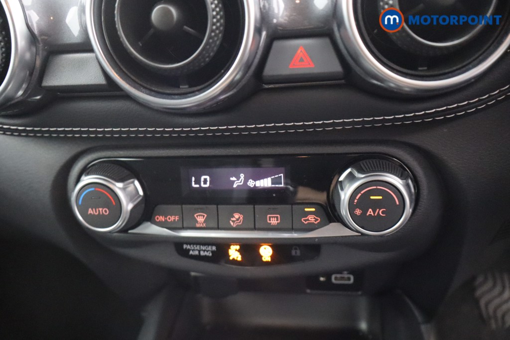 Nissan Juke N-Connecta Manual Petrol SUV - Stock Number (1661588) - 17th supplementary image